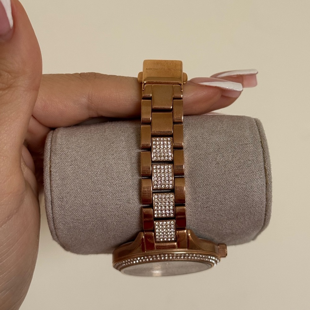 Michael Kors Rose Gold Watch NWT W/BOX - Picture 3 of 8